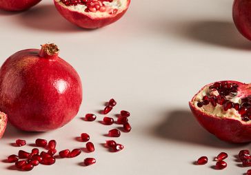 Kitchen Tip: No Mess Pomegranate